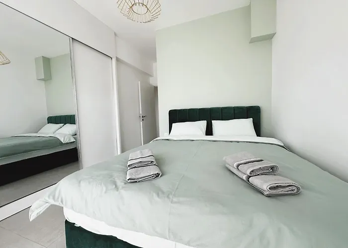 Caesar Arrius 27, Amaizing Spacious 2-bedroom-2 Bathroom