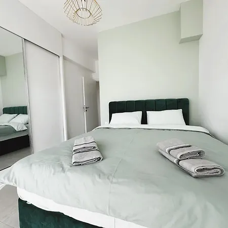 Myguest Arrius 27, Amaizing Spacious 2-bedroom-2 Bathroom