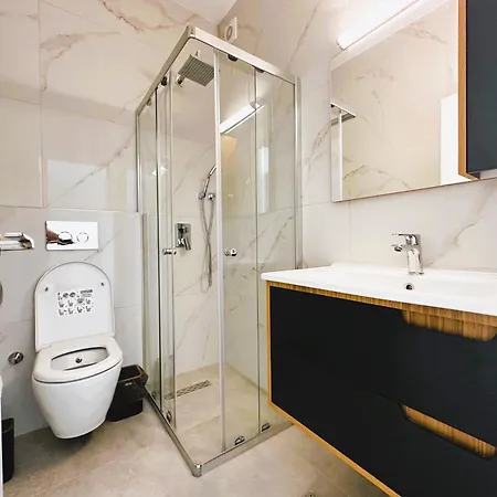 Caesar Arrius 27, Amaizing Spacious 2-bedroom-2 Bathroom * Iskele District (Northern Cyprus)